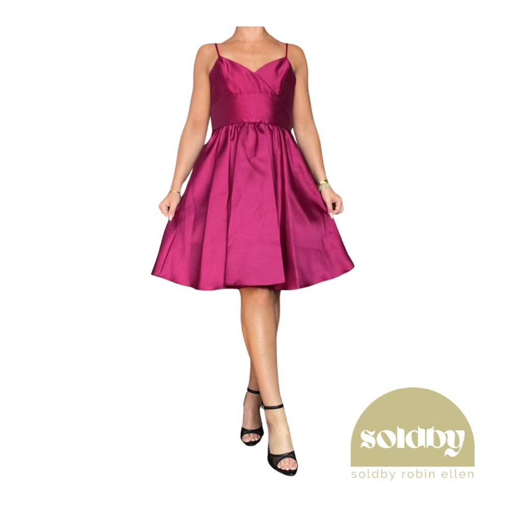 Elegant Magenta Dress